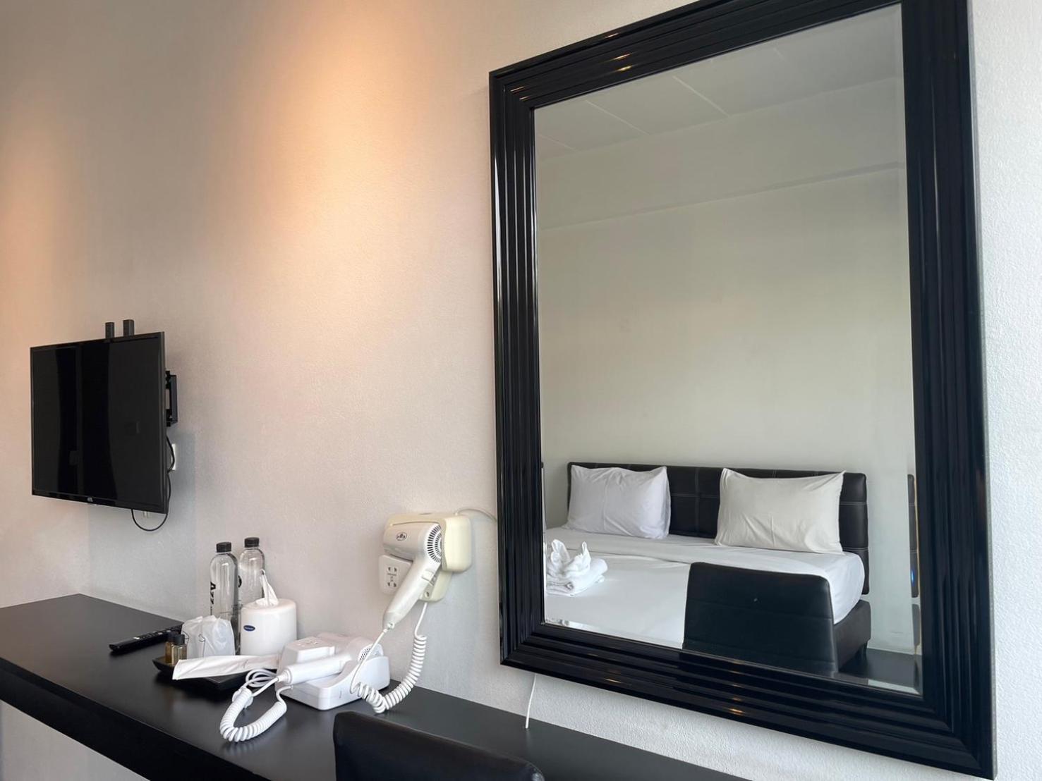 Azz Hotel Τσιάνγκ Μάι Εξωτερικό φωτογραφία